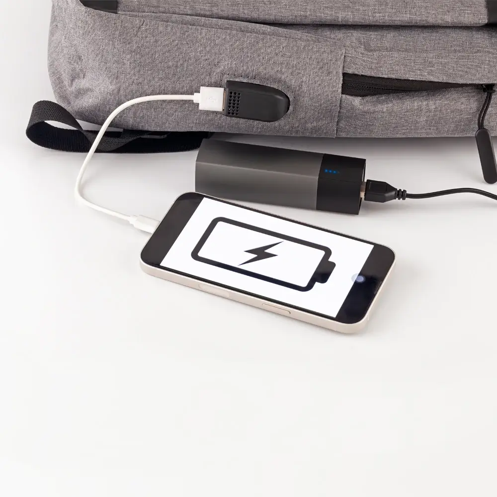 maleta con cargador inalámbrico