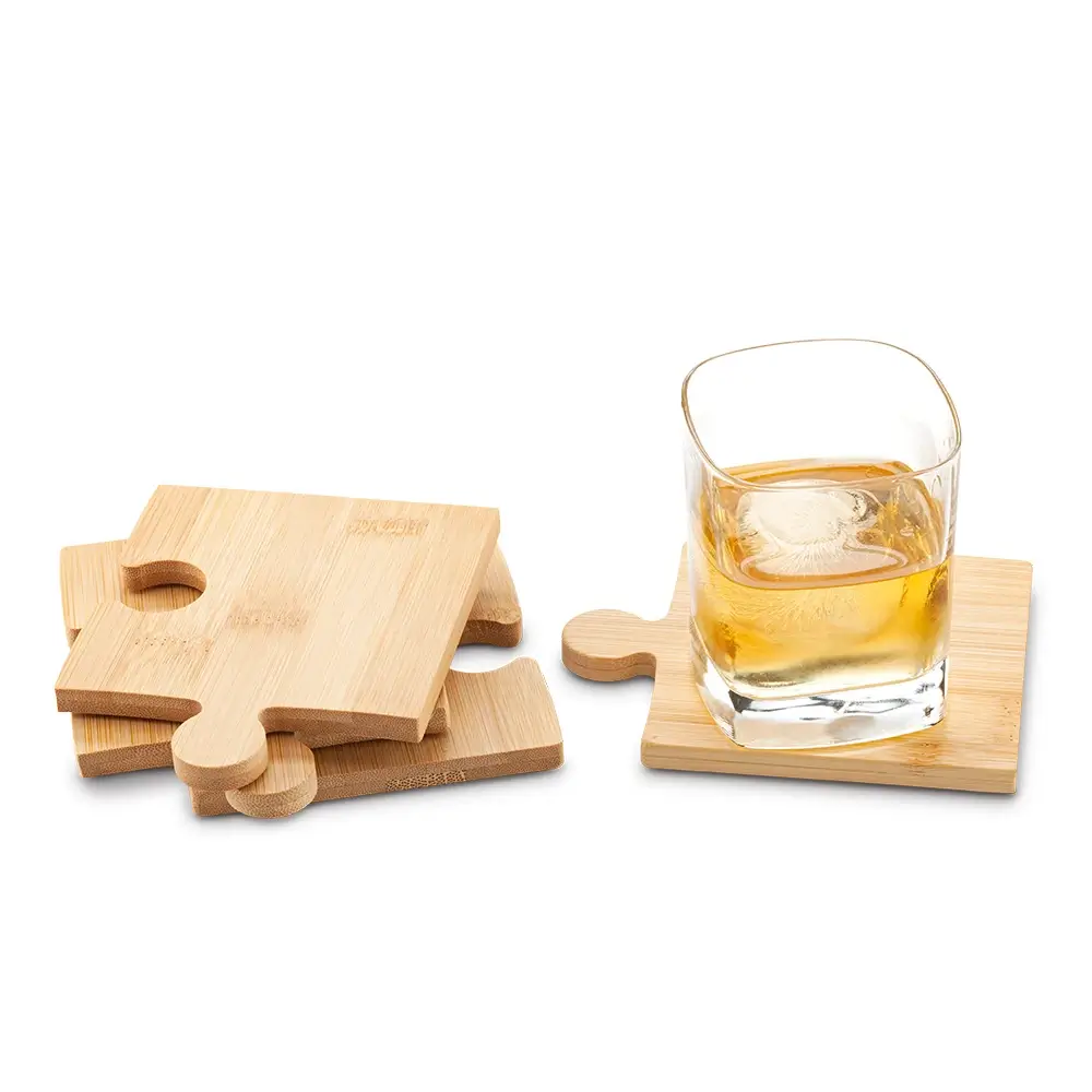 porta vasos de madera con forma de rompecabezas