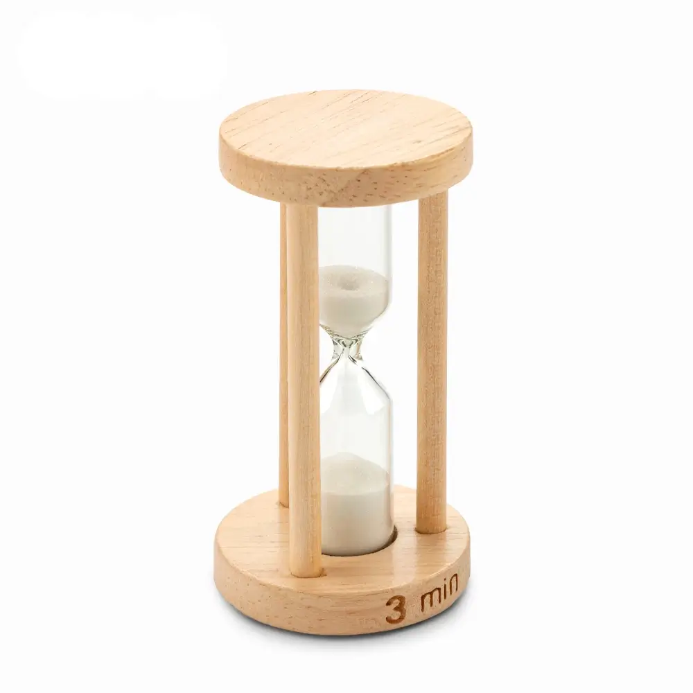 reloj de arena en madera